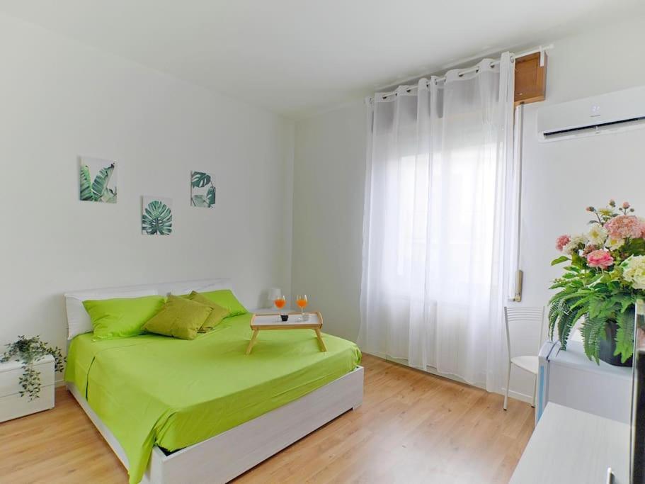 Rho Fiera Apartment Near The Metro Pero Esterno foto